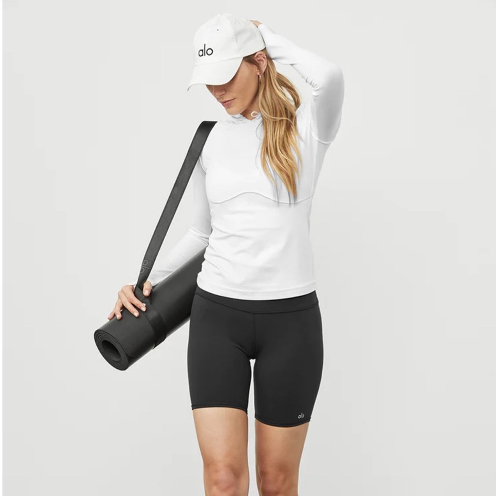 BRAND NEW | Never Used Alo Yoga Mat Black (Retails $128+)